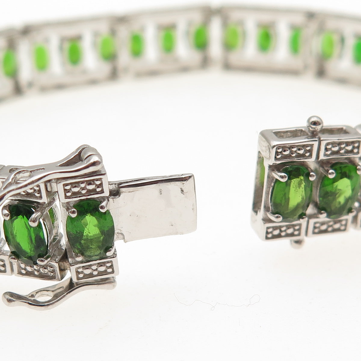 925 Sterling Silver Real Oval-Cut Peridot Panel Link Bracelet 7"