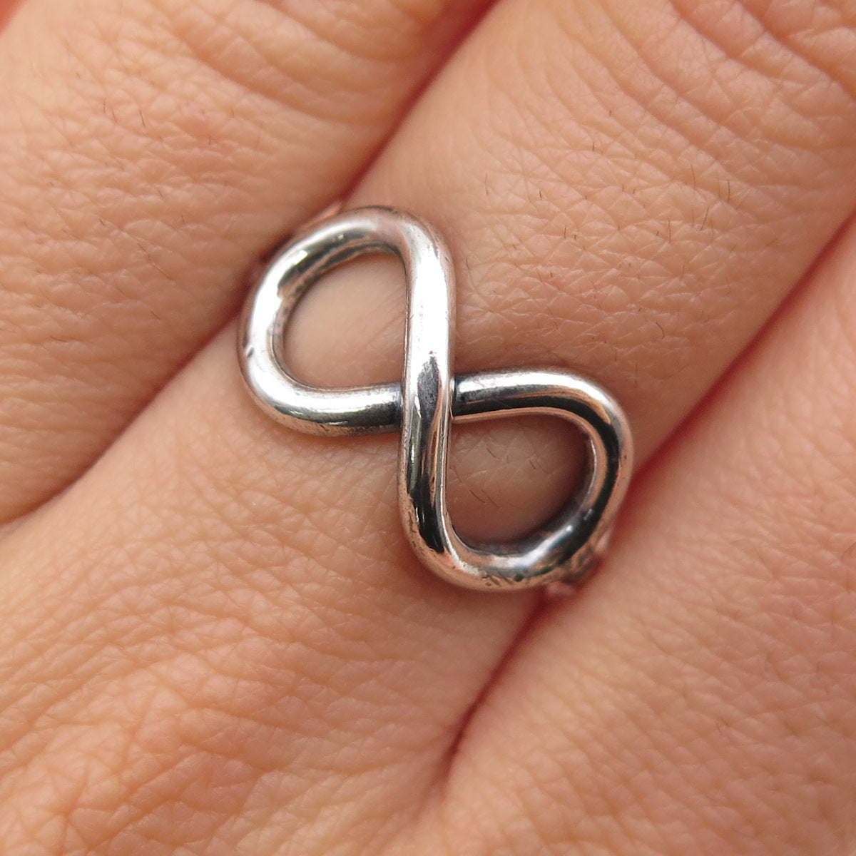 925 Sterling Silver Vintage Infinity Ring Size 5.75