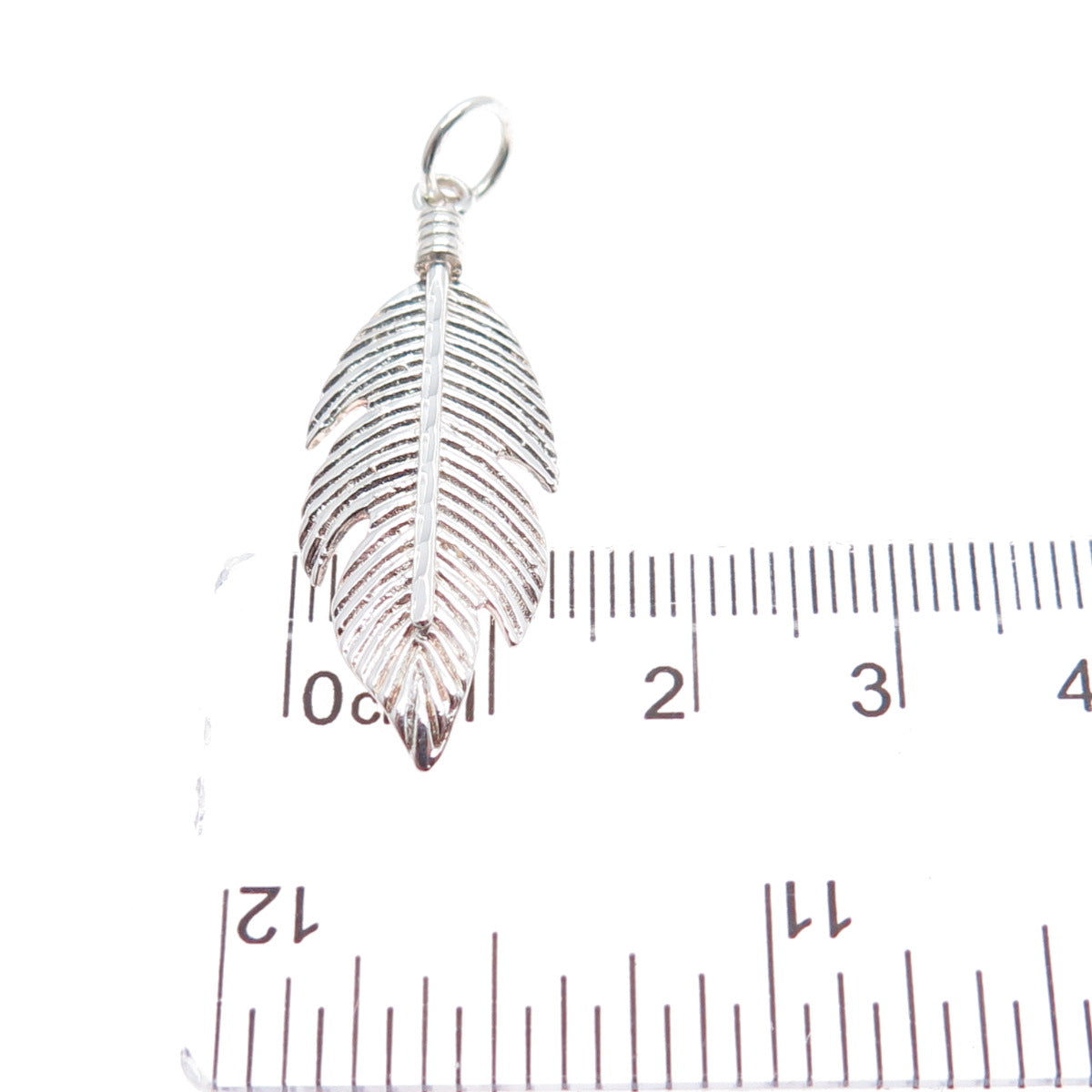 925 Sterling Silver Vintage Feather Southwestern Charm Pendant