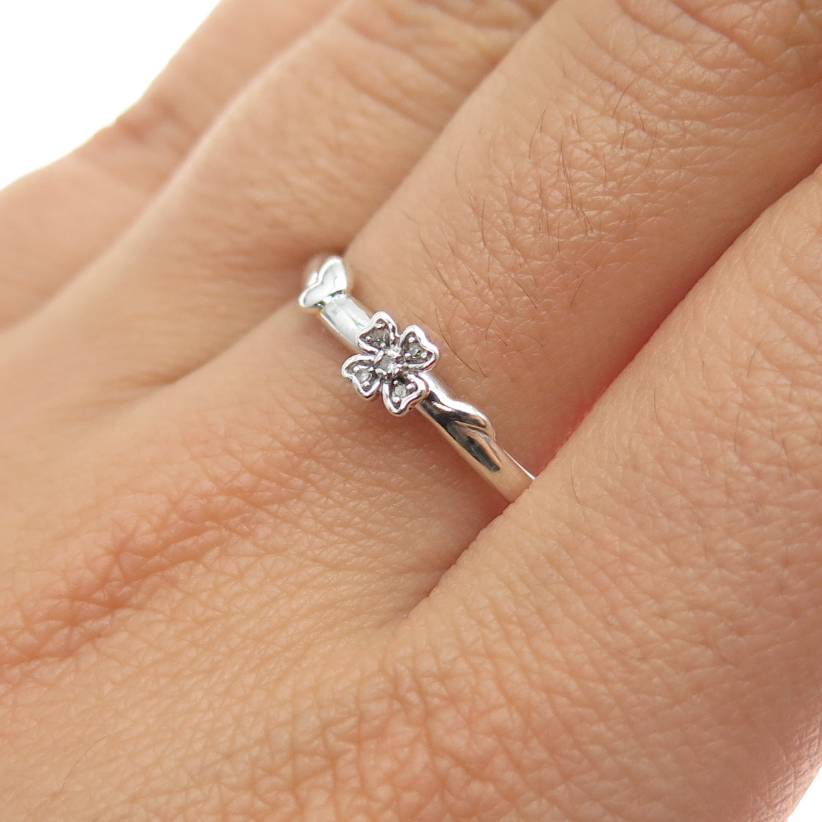 925 Sterling Silver Real Diamond Accent Flower Ring Size 9