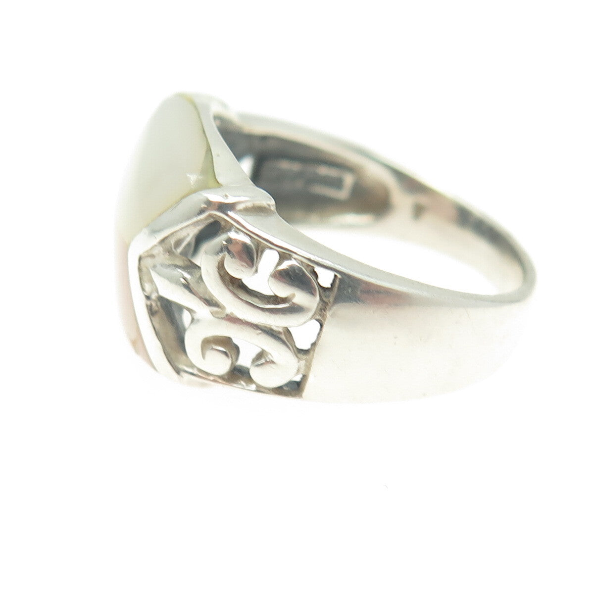 925 Sterling Silver Vintage Real Mother-of-Pearl Fleur-de-Lis Ring Size 7.25