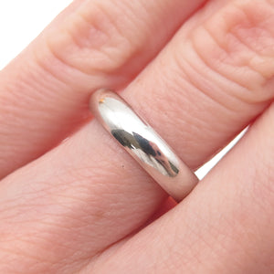 925 Sterling Silver Vintage Classic Wedding Band Ring Size 6.25