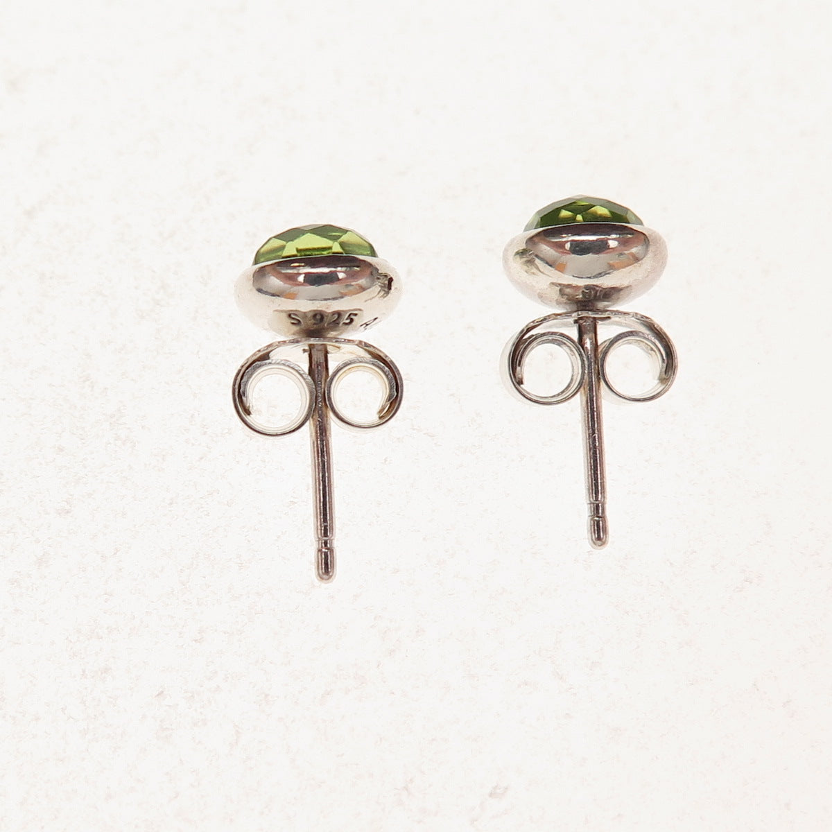 Pandora 925 Sterling Silver Real Peridot August Birthday Blooms Stud Earrings
