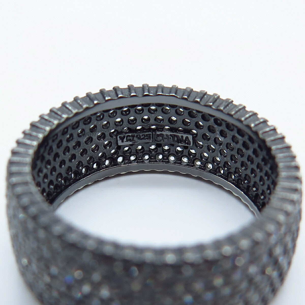 925 Sterling Silver C Z Band Ring Size 9.25
