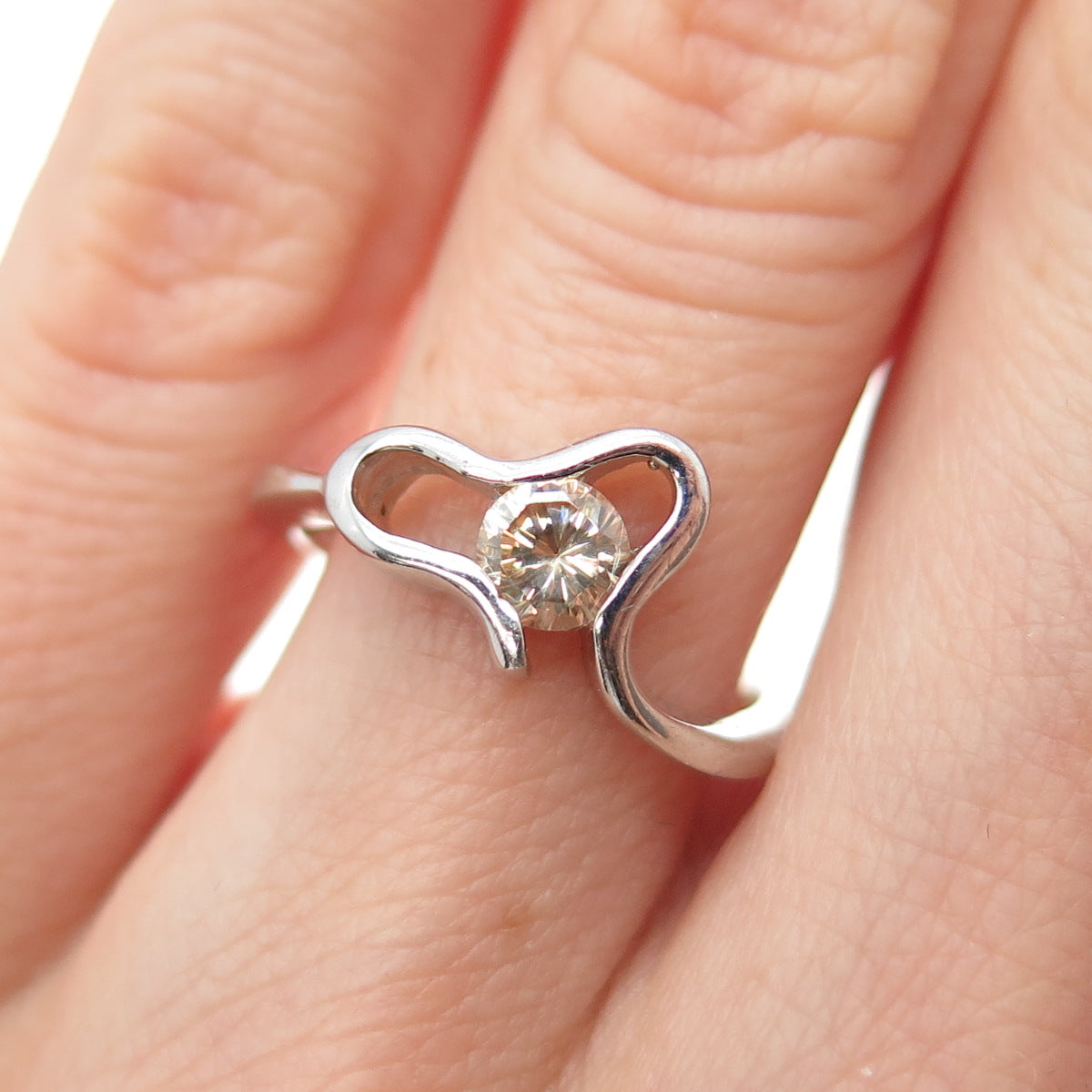 925 Sterling Silver Round-Cut Champagne C Z Modernist Heart Ring Size 6