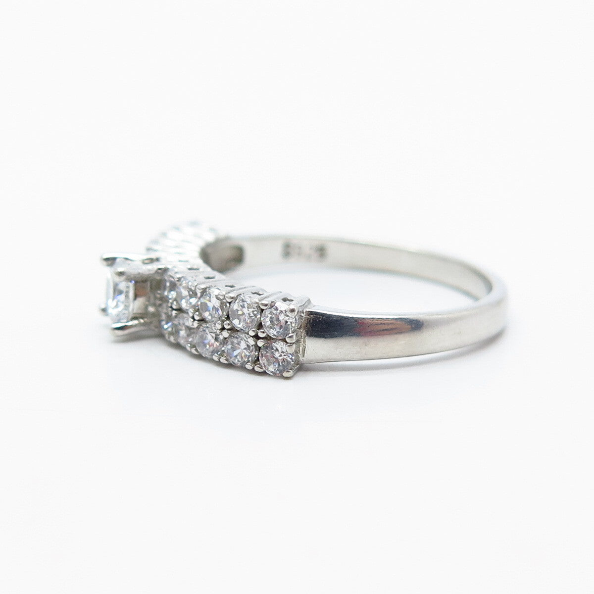 925 Sterling Silver Round-Cut C Z Ring Size 8