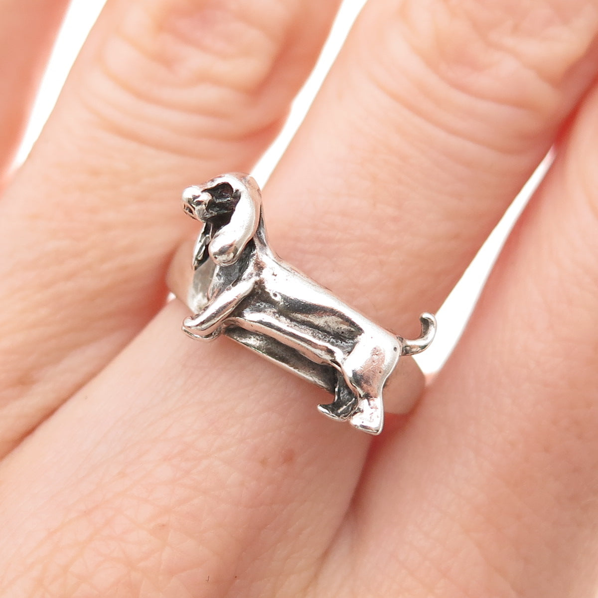 925 Sterling Silver Vintage Basset Hound Dog Oxidized Ring Size 7.5
