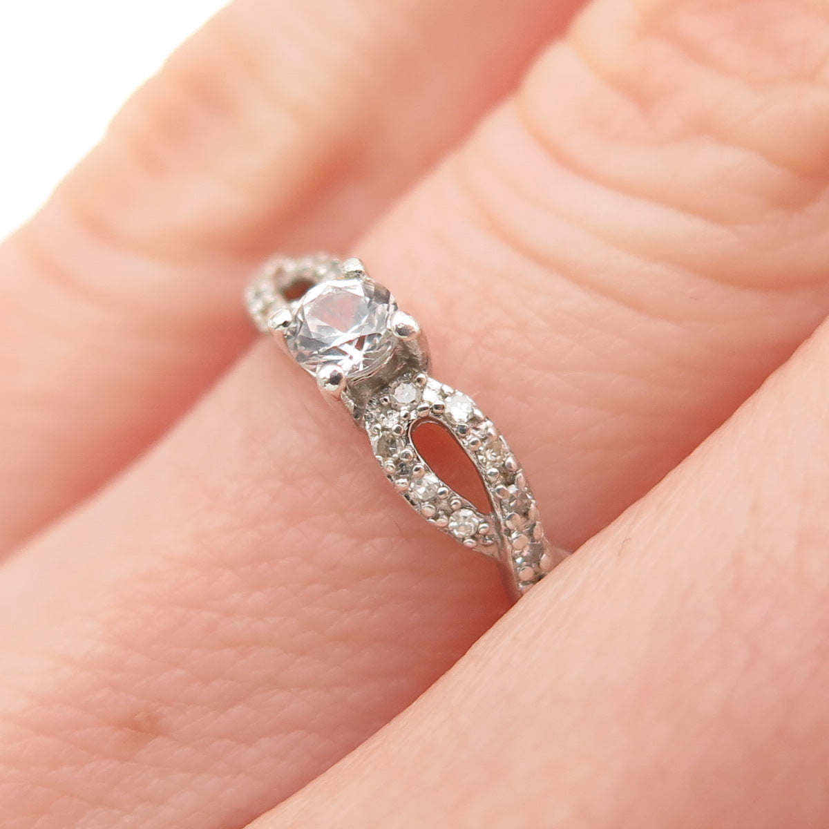 925 Sterling Silver Real Round-Cut Diamond & White Topaz Engagement Ring Size 5