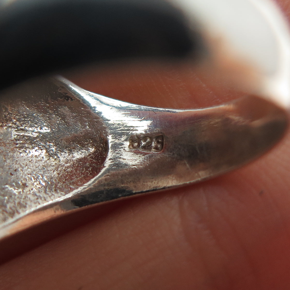 925 Sterling Silver Vintage Modernist Ribbed Oxidized Ring Size 9