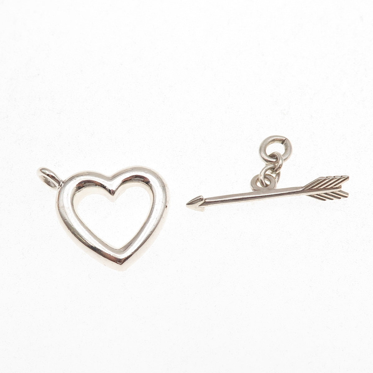 Tiffany & Co. 925 Sterling Silver Vintage 1994 Heart & Arrow Toggle Lock Clasp