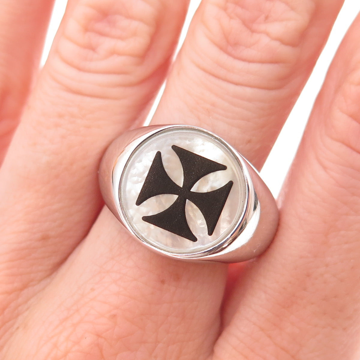 Dasan 925 Sterling Silver Vintage Real MOP Maltese Cross Ring Size 10.5