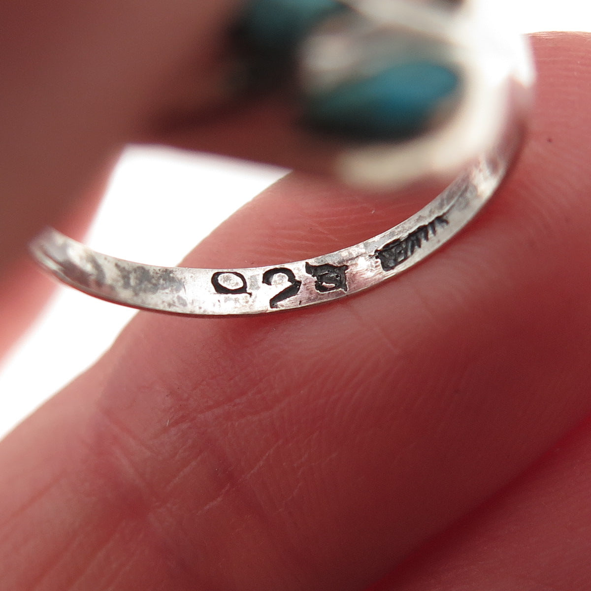 925 Sterling Silver Vintage Real Turquoise Inlay Modernist Oxidized Ring Size 6