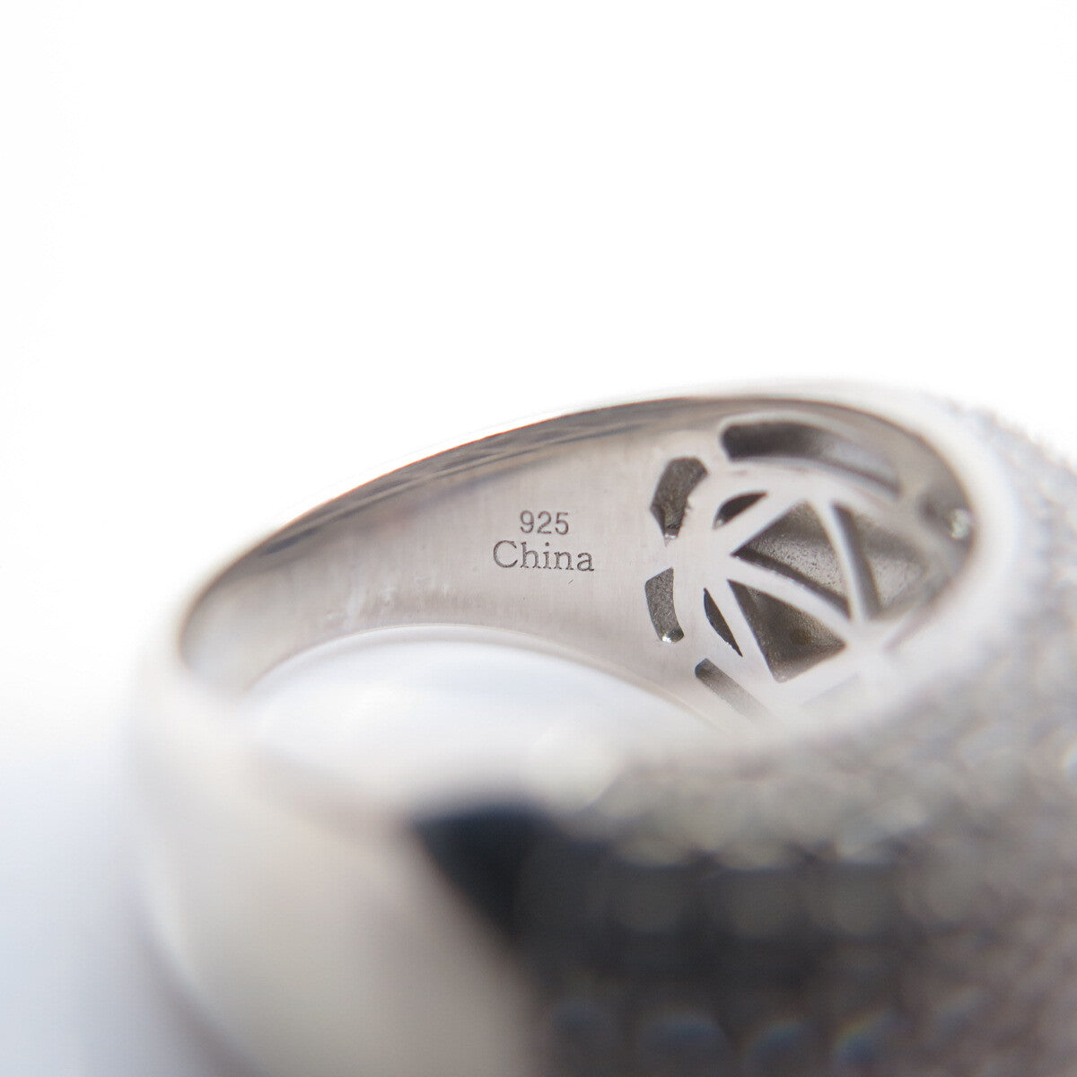 925 Sterling Silver C Z Wide Domed Ring Size 7
