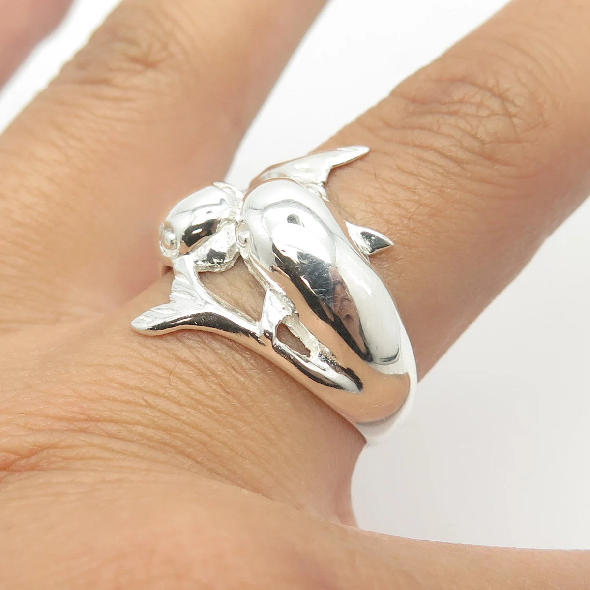 925 Sterling Silver Vintage Shiny 2 Playing Dolphins Cocktail Ring Size 9.25