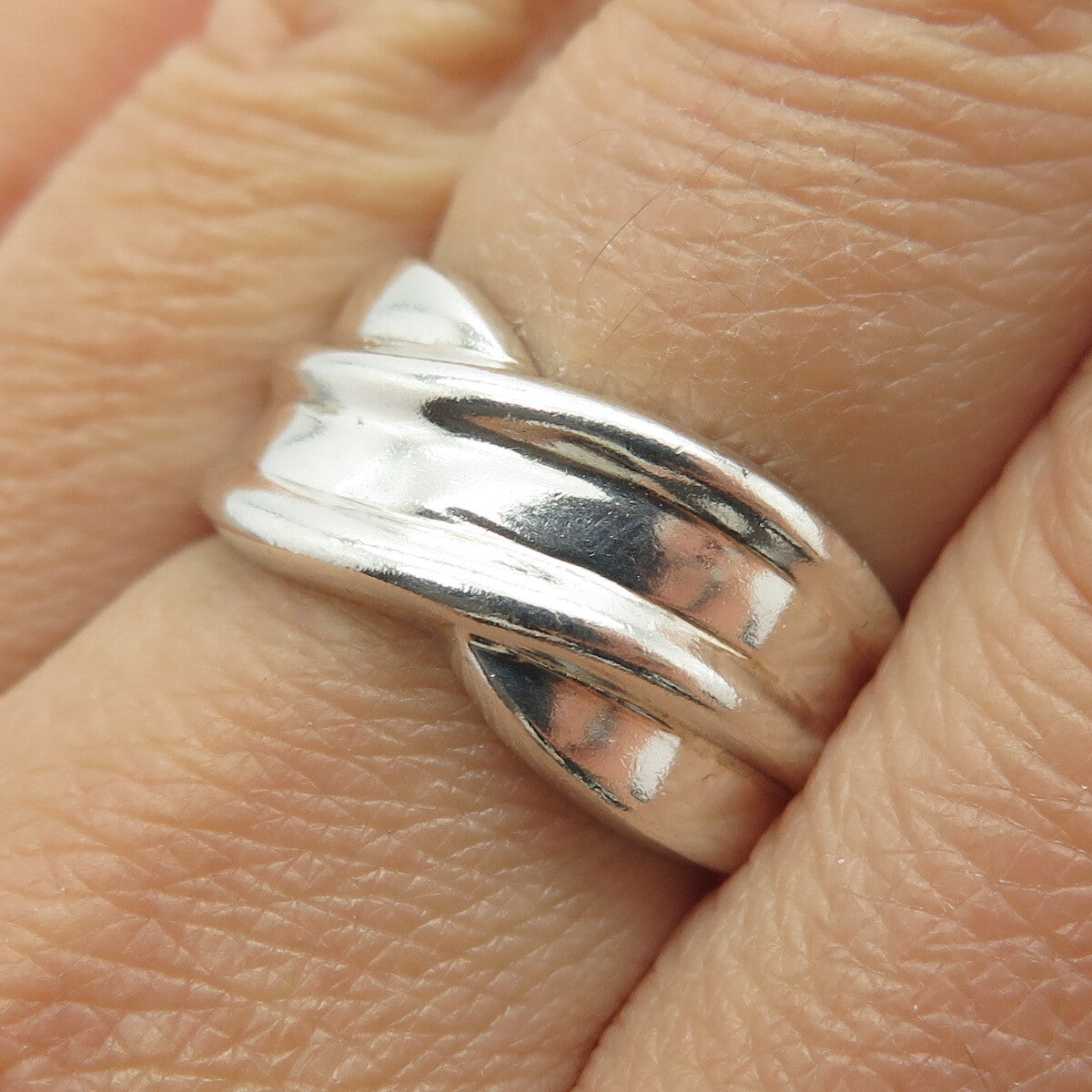 925 Sterling Silver Vintage Modernist Wavy Crisscross Ring Size 7.75