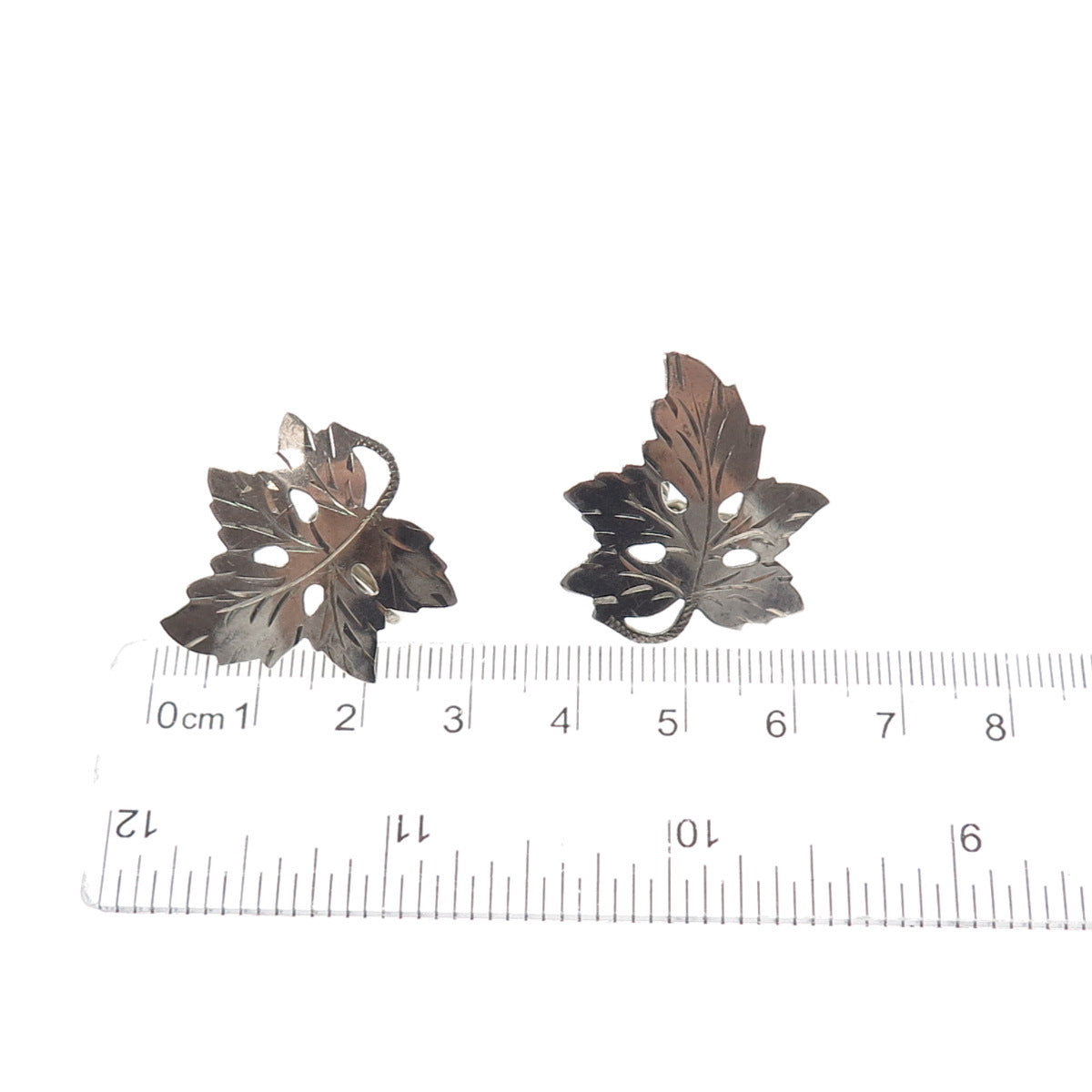 925 Sterling Silver Vintage Oak Leaf Floral Oxidized Screw Back Earrings