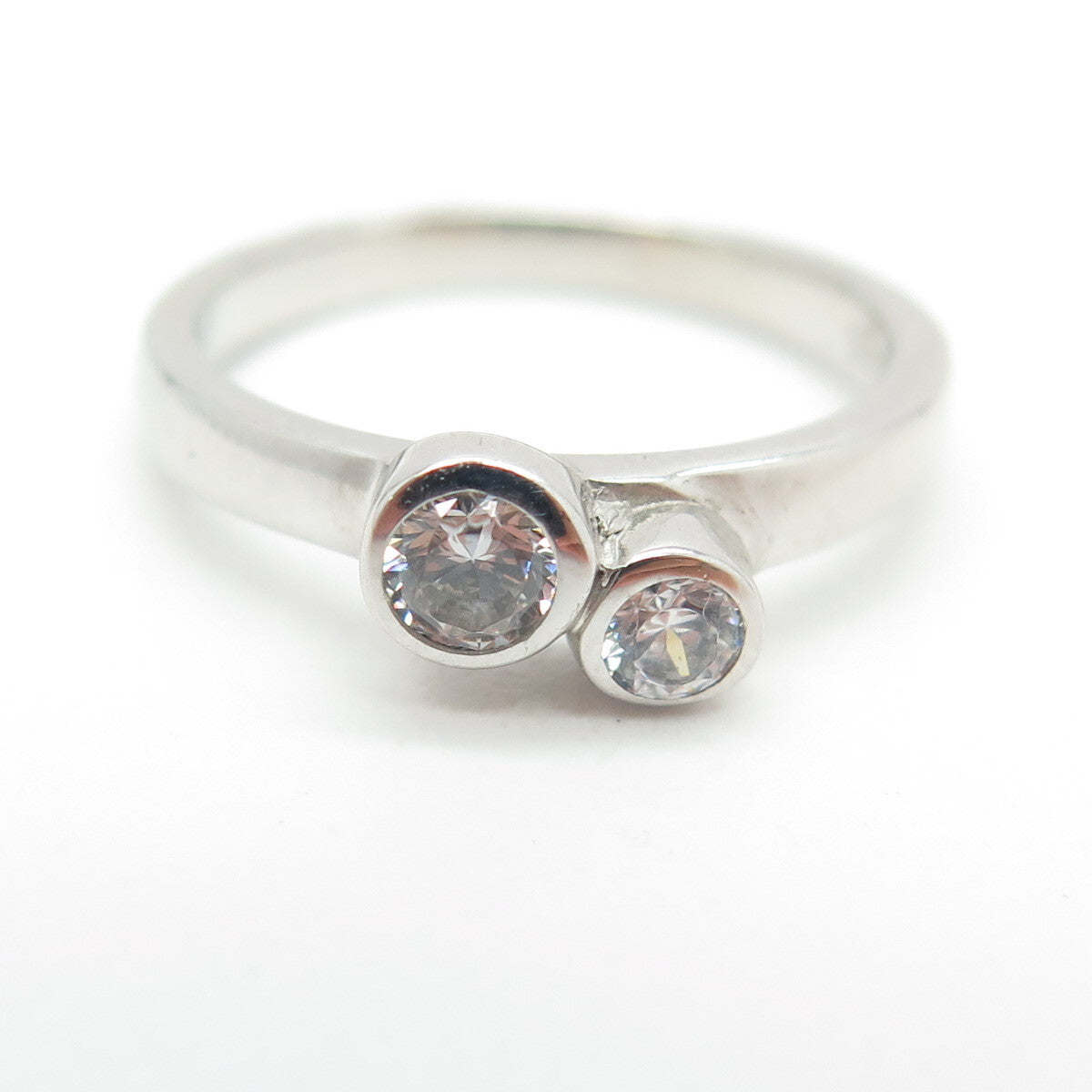 925 Sterling Silver Round-Cut C Z Ring Size 5.75