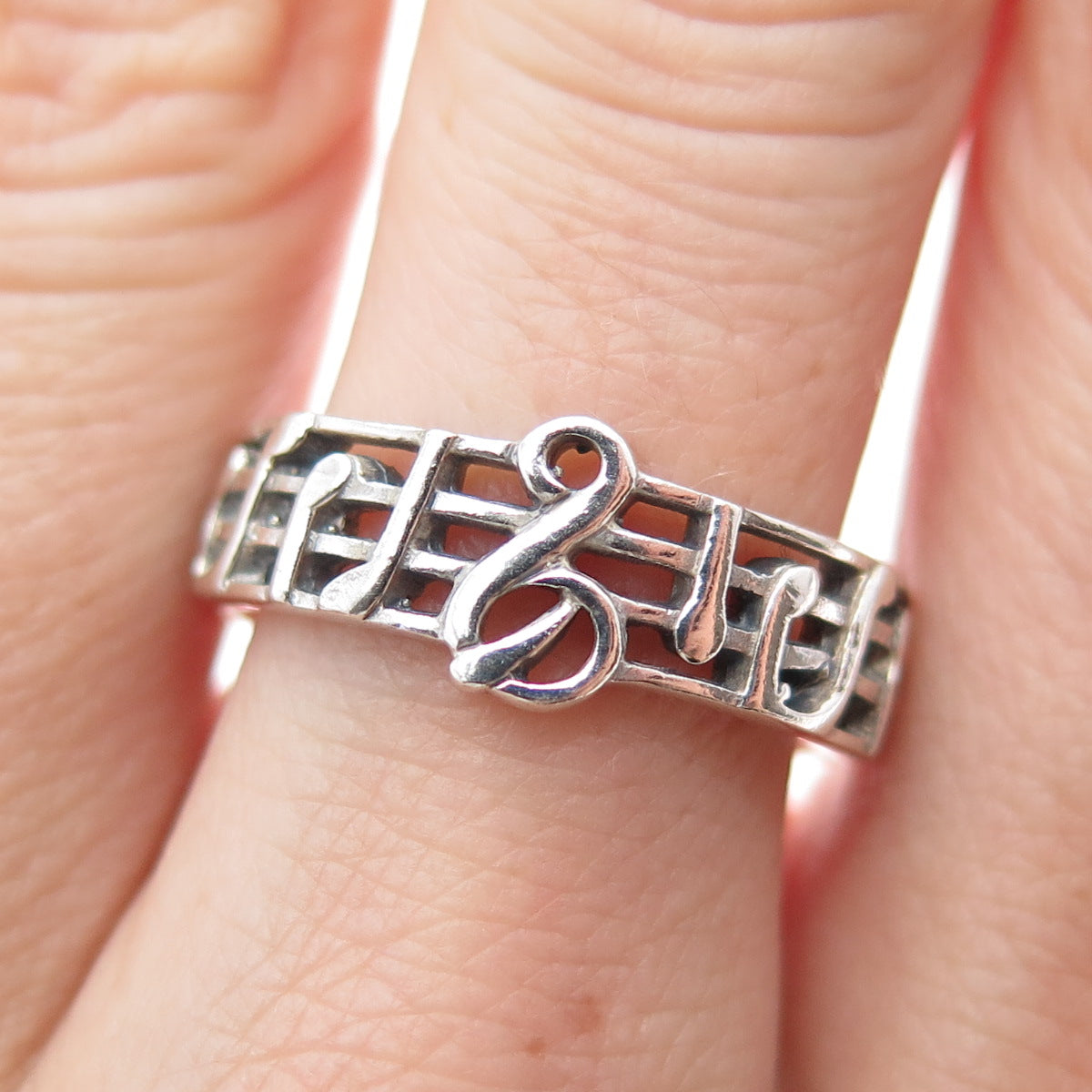 925 Sterling Silver Vintage Treble Clef Music Note Oxidized Band Ring Size 8.75