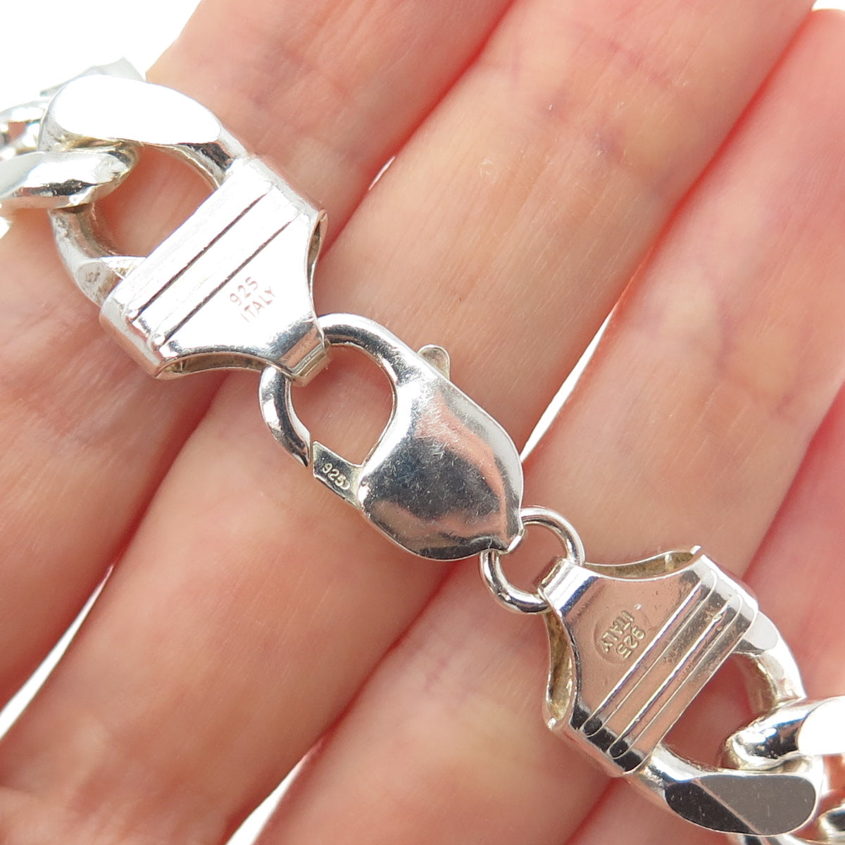 925 Sterling Silver Vintage Italy Curb Link Heavy 62.5g Bracelet 8.75"