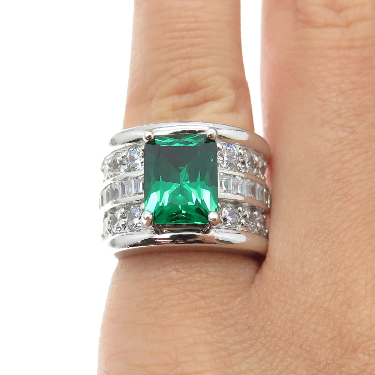 JOSE HESS 925 Sterling Silver Radiant & Round-Cut Green White C Z Ring Size 5.25