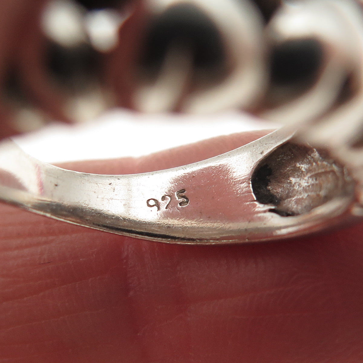 925 Sterling Silver Vintage Modernist Heart Link Oxidized Ring Size 6