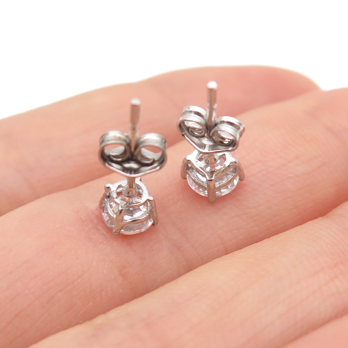 925 Sterling Silver Round-Cut C Z Stud Earrings