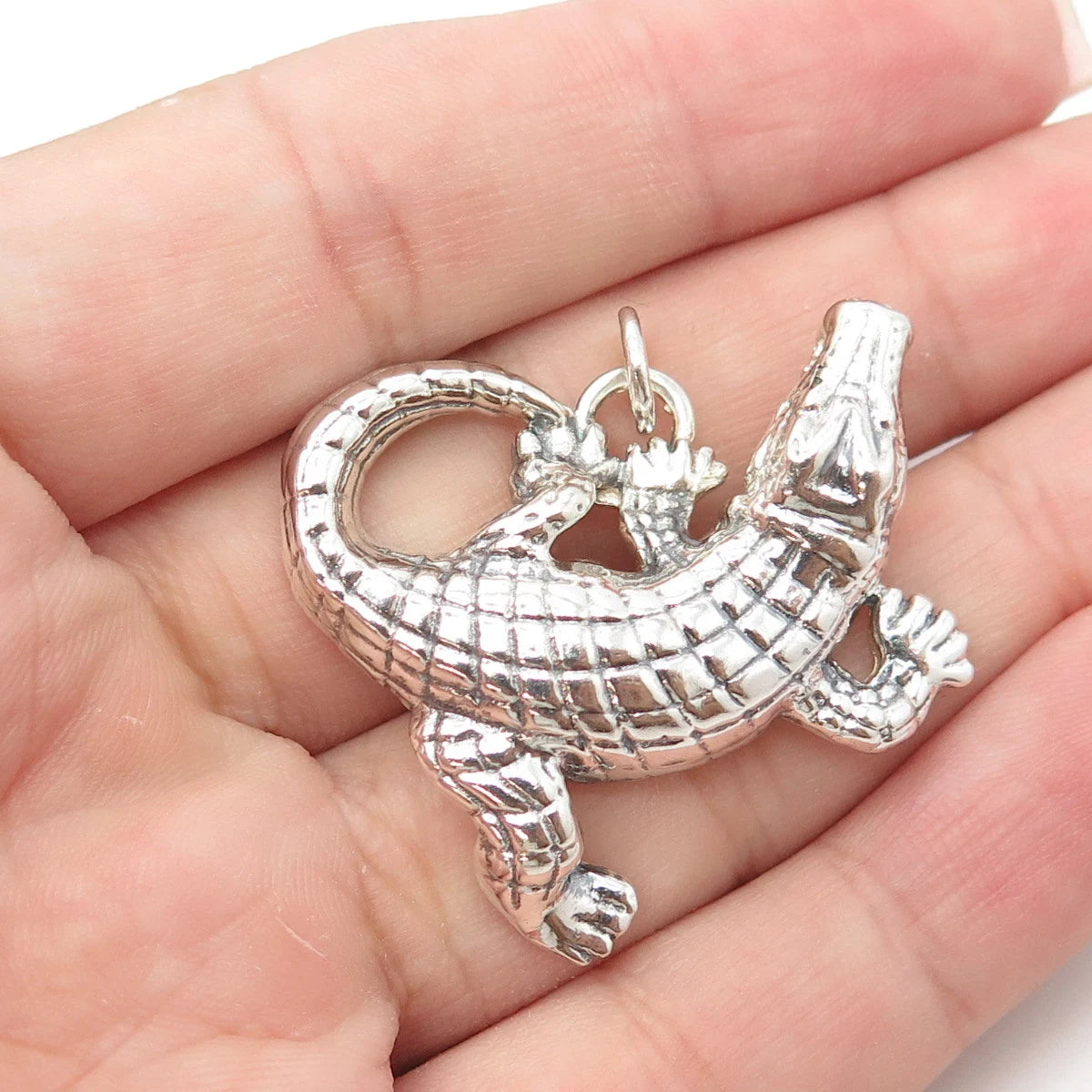 925 Sterling Silver Vintage Crocodile Pendant
