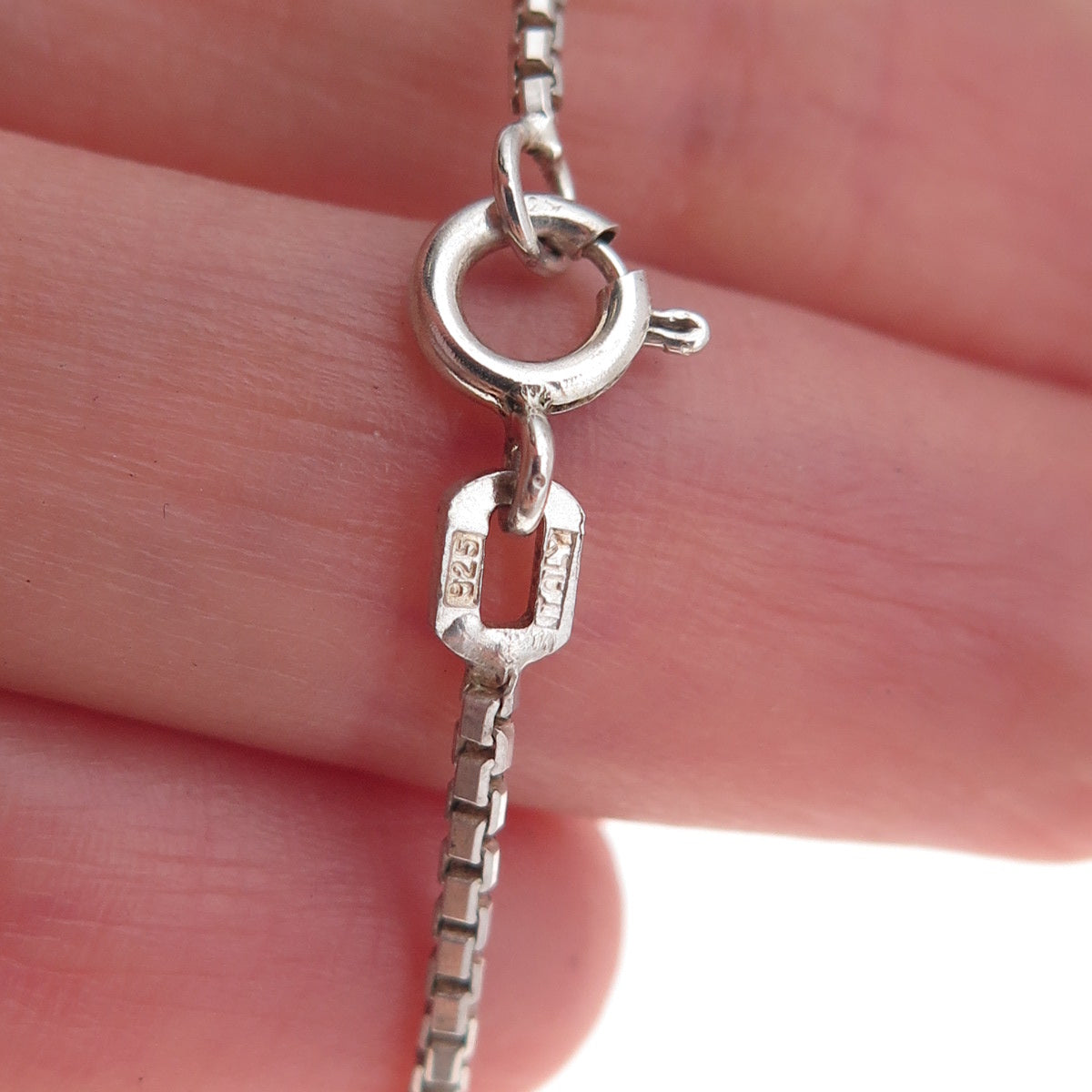 925 Sterling Silver Vintage Italy Round Box Chain Necklace 18"