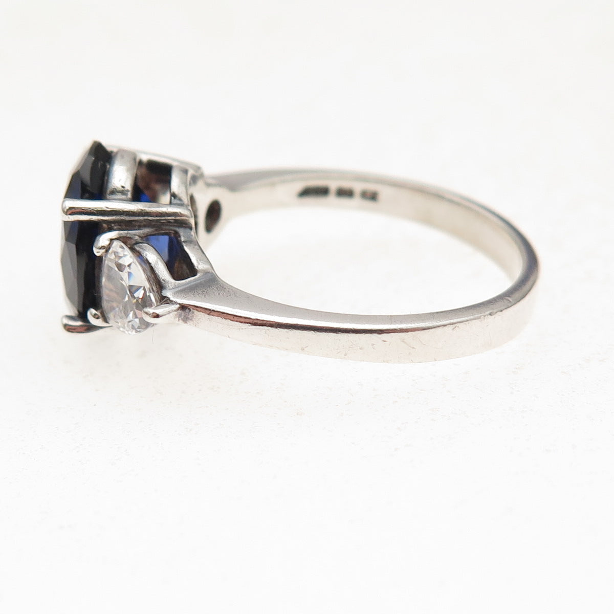 925 Sterling Silver Vintage Lab-Created Sapphire & C Z Ring Size 8