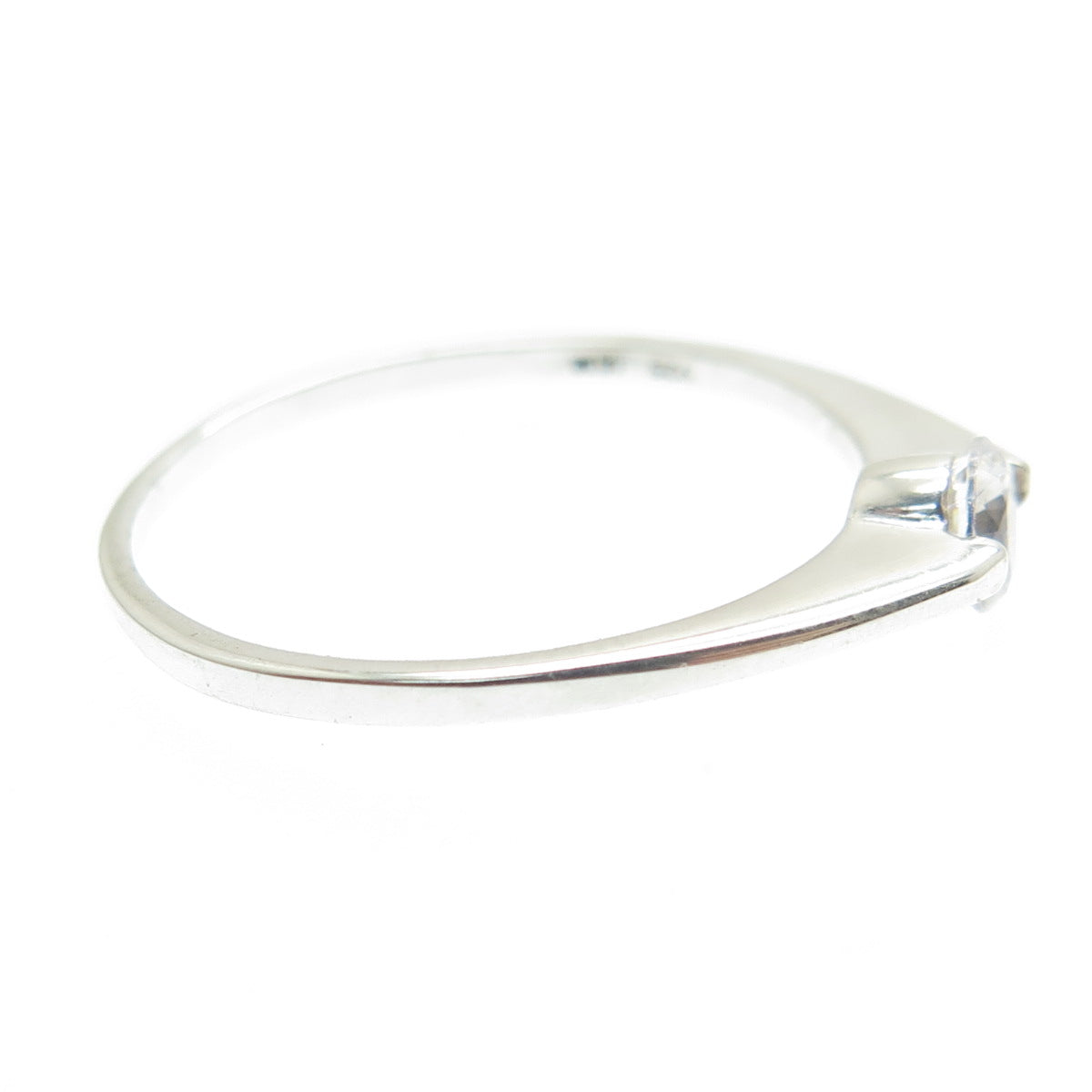 925 Sterling Silver Vintage Round-Cut Shaped C Z Engagement Ring Size 7