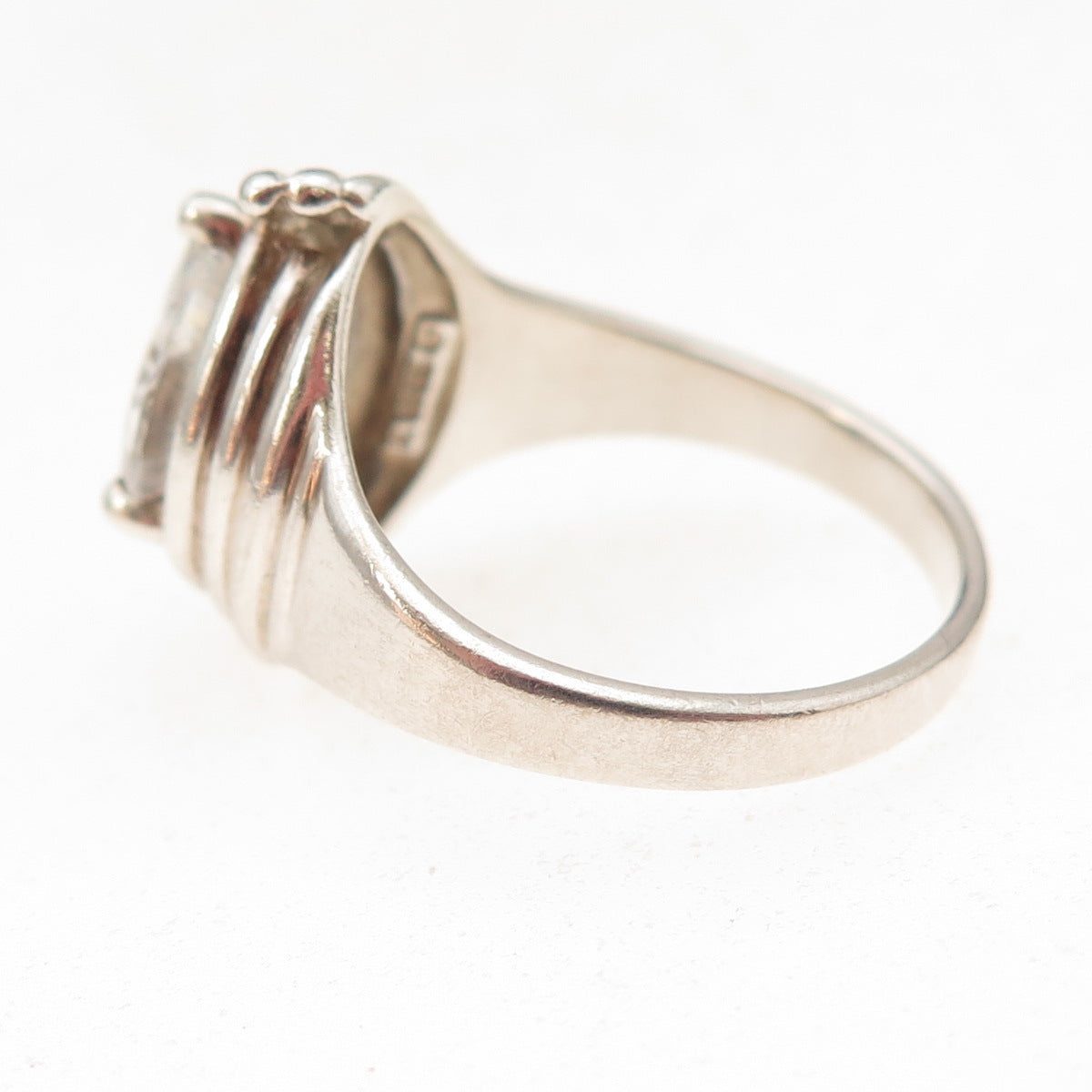 925 Sterling Silver Vintage Pear-Cut C Z Modernist Oxidized Ring Size 8.25