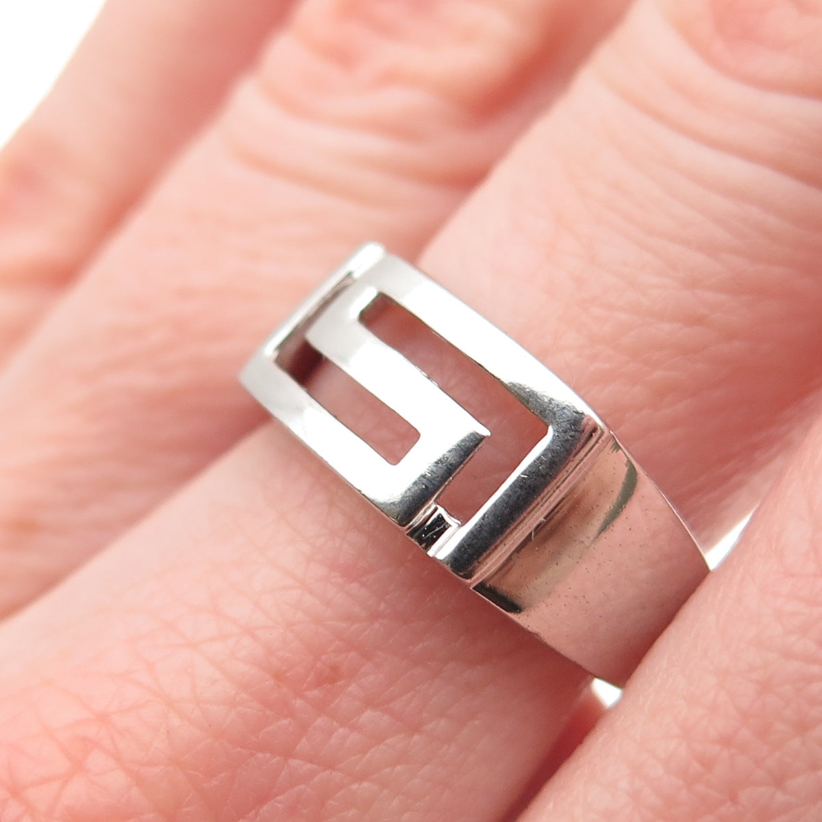 925 Sterling Silver Vintage Maze Ring Size 7.25
