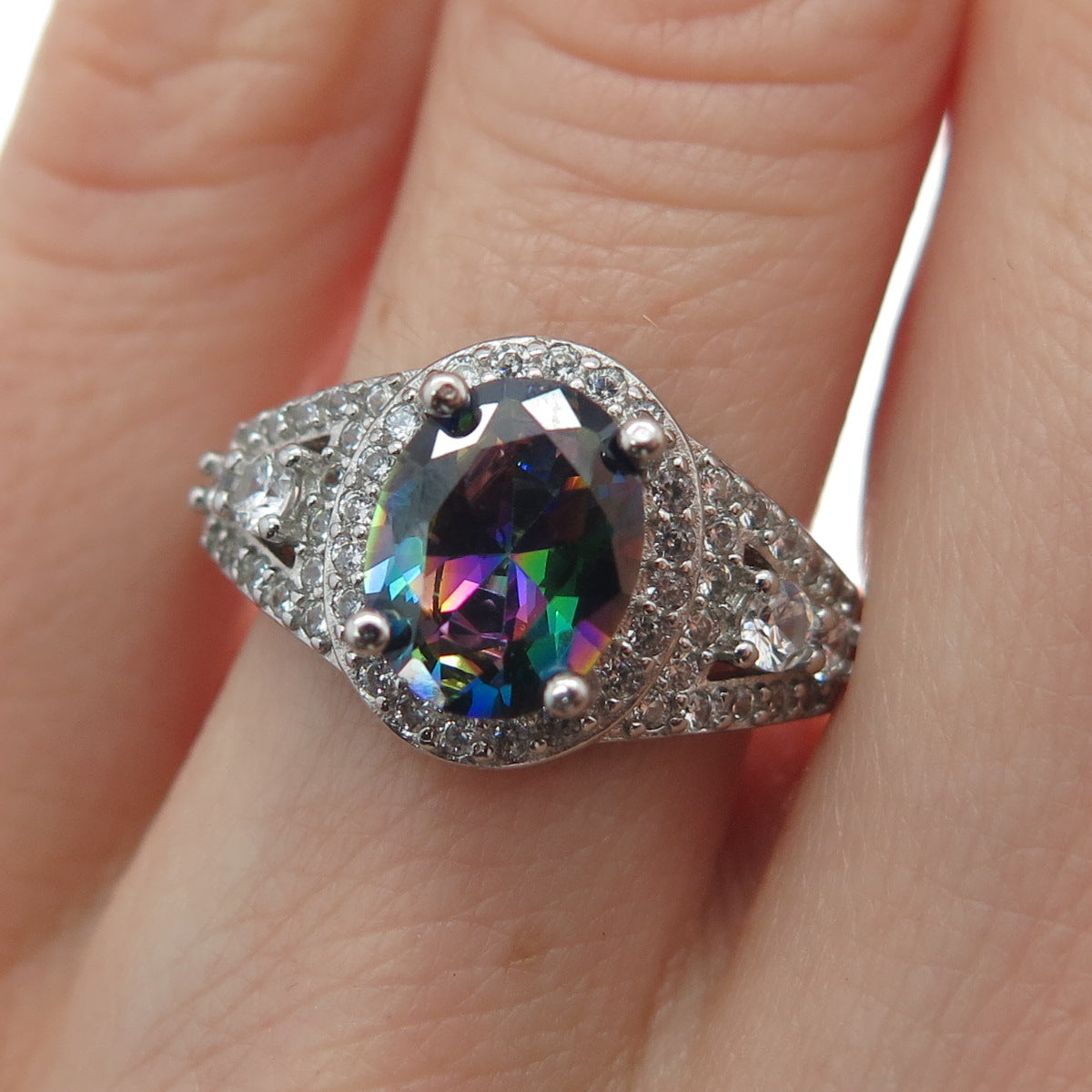 925 Sterling Silver Real Oval-Cut Mystic Quartz & C Z Cluster Ring Size 7.25