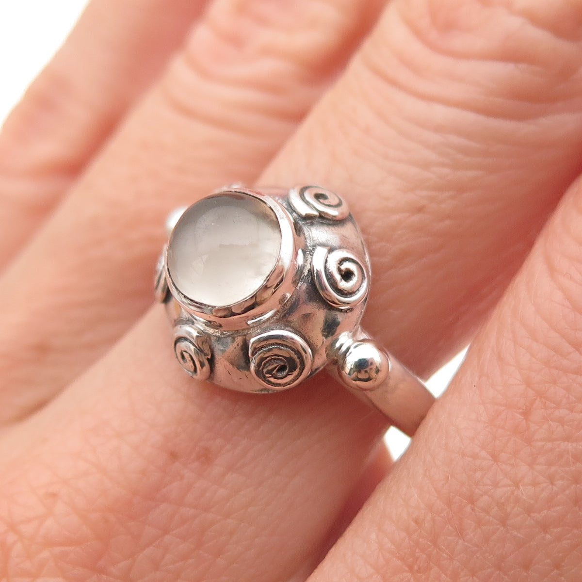 925 Sterling Silver Vintage Real Moonstone Spiral Oxidized Ring Size 7.5