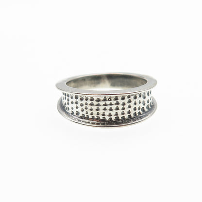925 Sterling Silver Vintage Modernist Dotted Oxidized Ring Size 5.75
