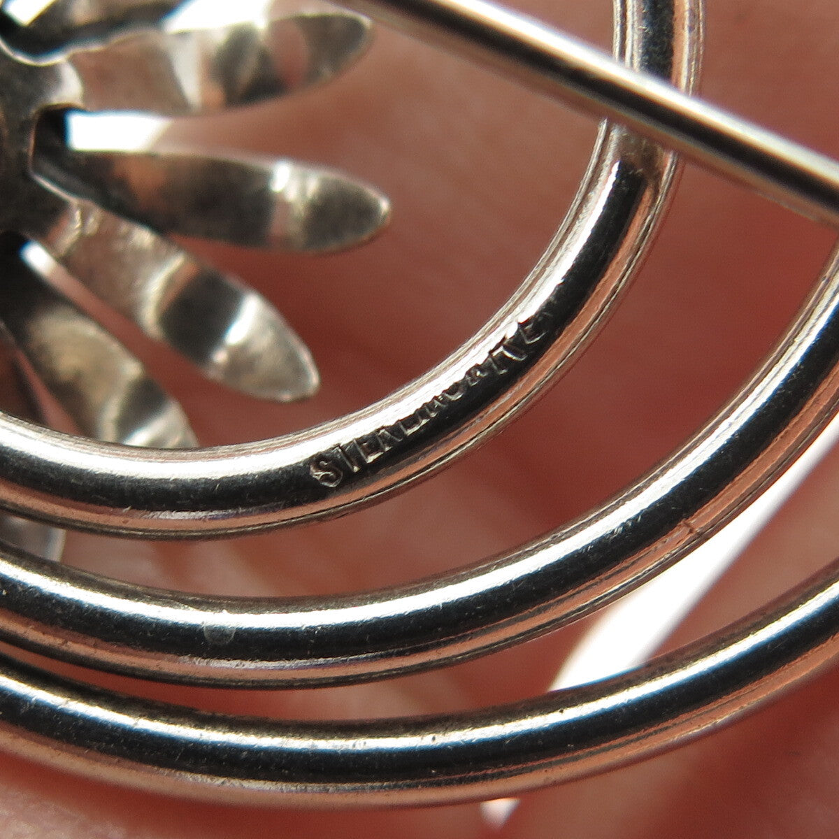 W. E. RICHARDS 925 Sterling Silver Vintage Floral Triple Circle Pin Brooch