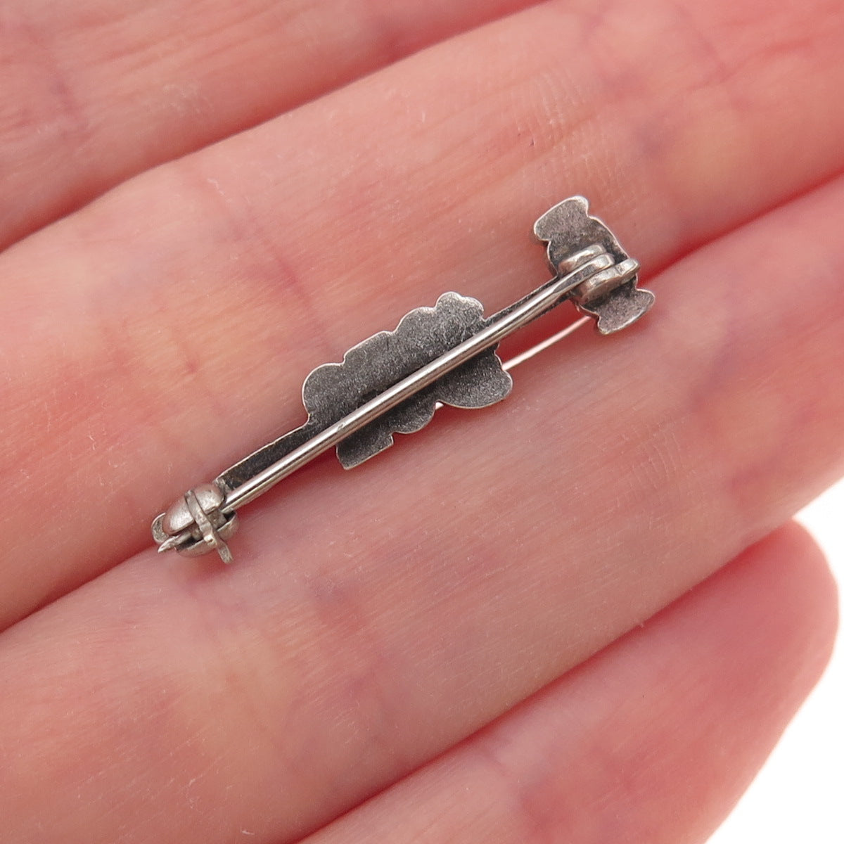 925 Sterling Silver Vintage 1952 Judge Gavel Oxidized Pin Brooch