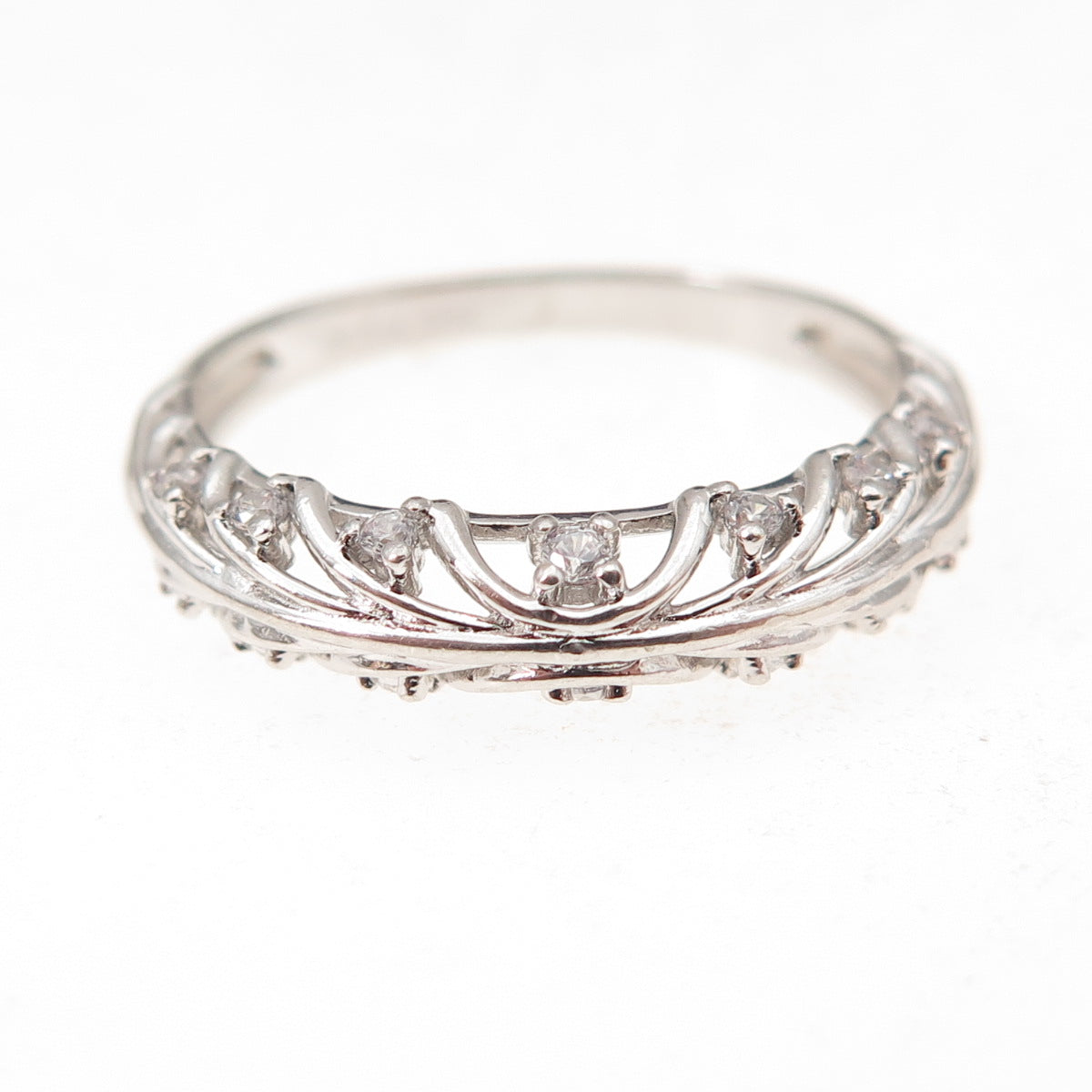 Jeulia 925 Sterling Silver Round-Cut C Z Ring Size 8