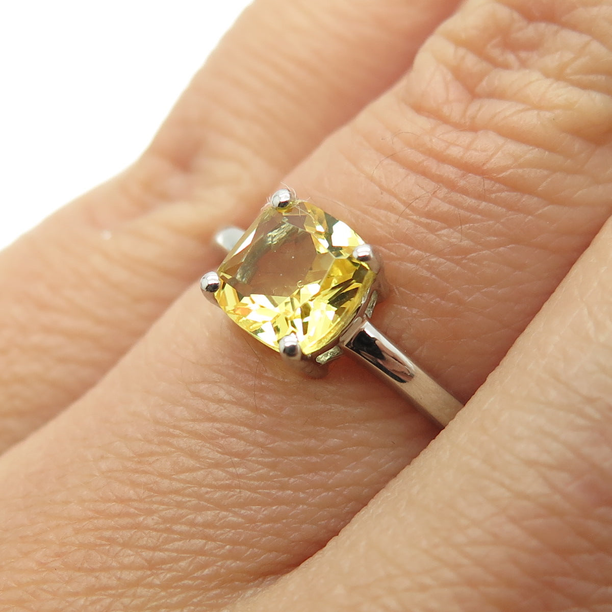 DAZZLERS 925 Sterling Silver Real Cushion-Cut Citrine Ring Size 6