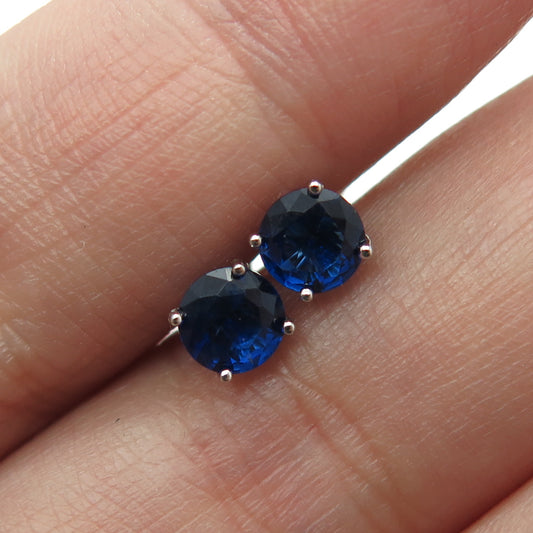 925 Sterling Silver Blue Round-Cut Shaped C Z Stud Earrings