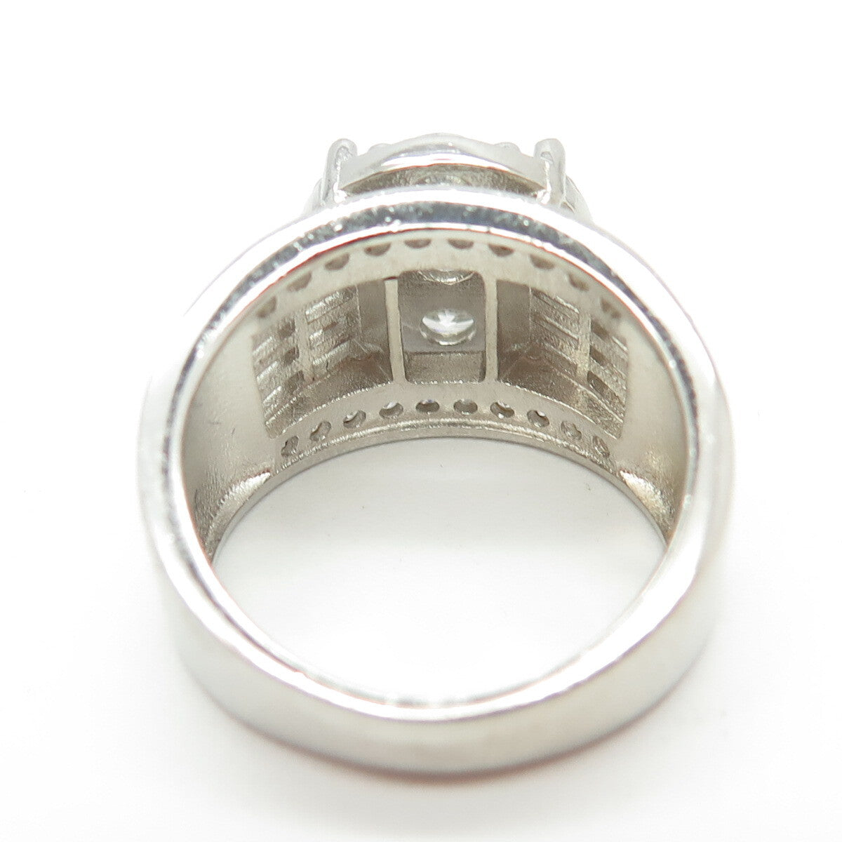 925 Sterling Silver Multi-C Z Ring Size 8.25