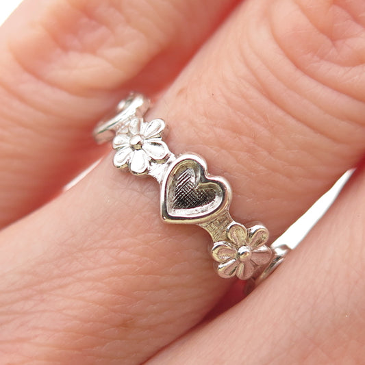 Beau 925 Sterling Silver Vintage Heart & Daisy Band Ring Size 6.25