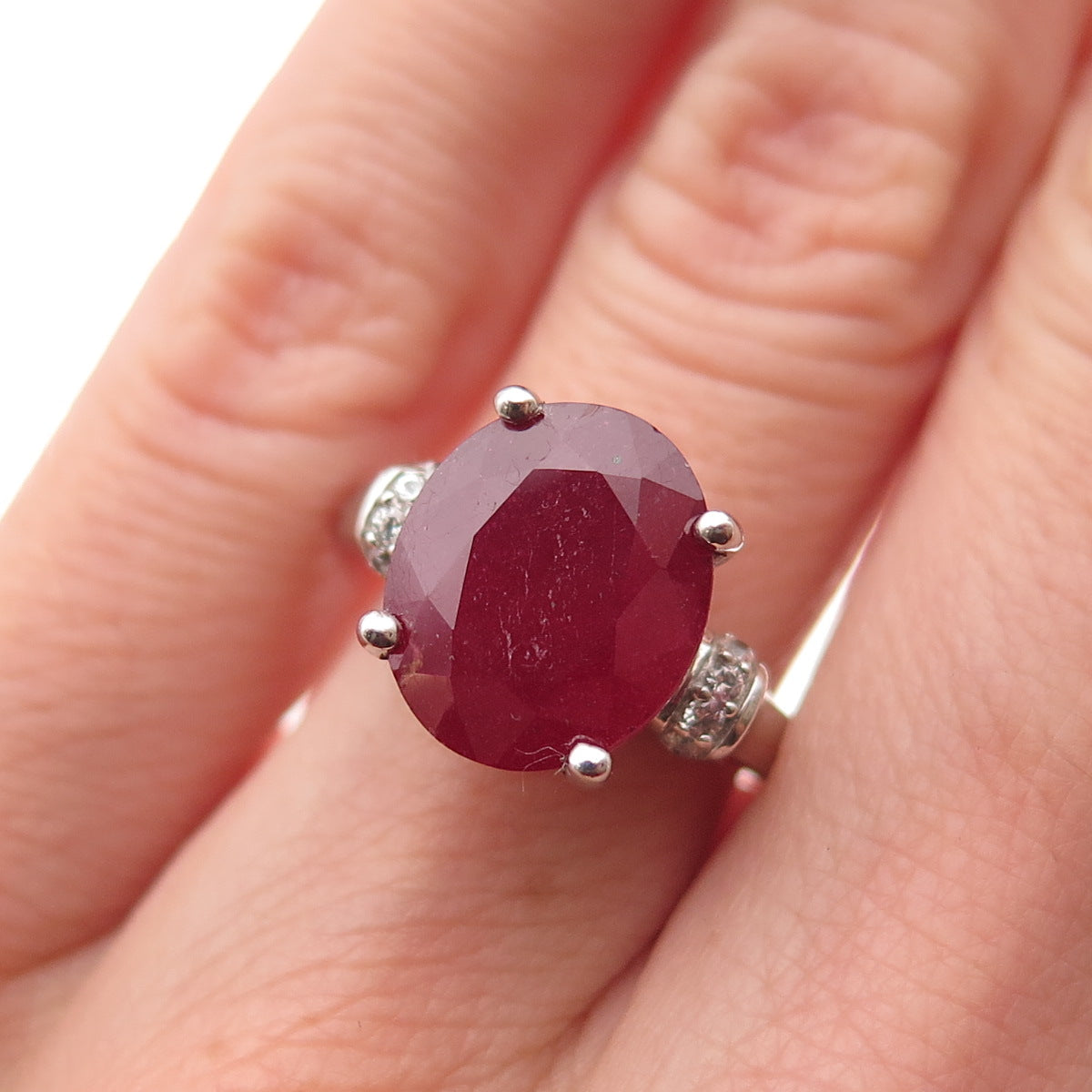 925 Sterling Silver Real Oval-Cut Ruby & Round-Cut White Topaz Ring Size 6