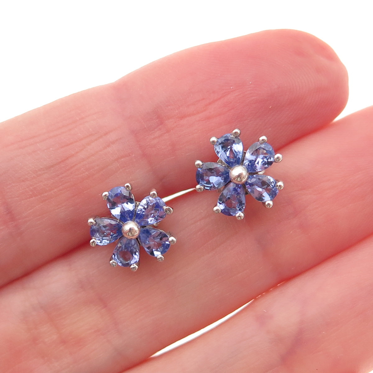 D'Joy 925 Sterling Silver Real Pear-Cut Tanzanite Floral Stud Earrings