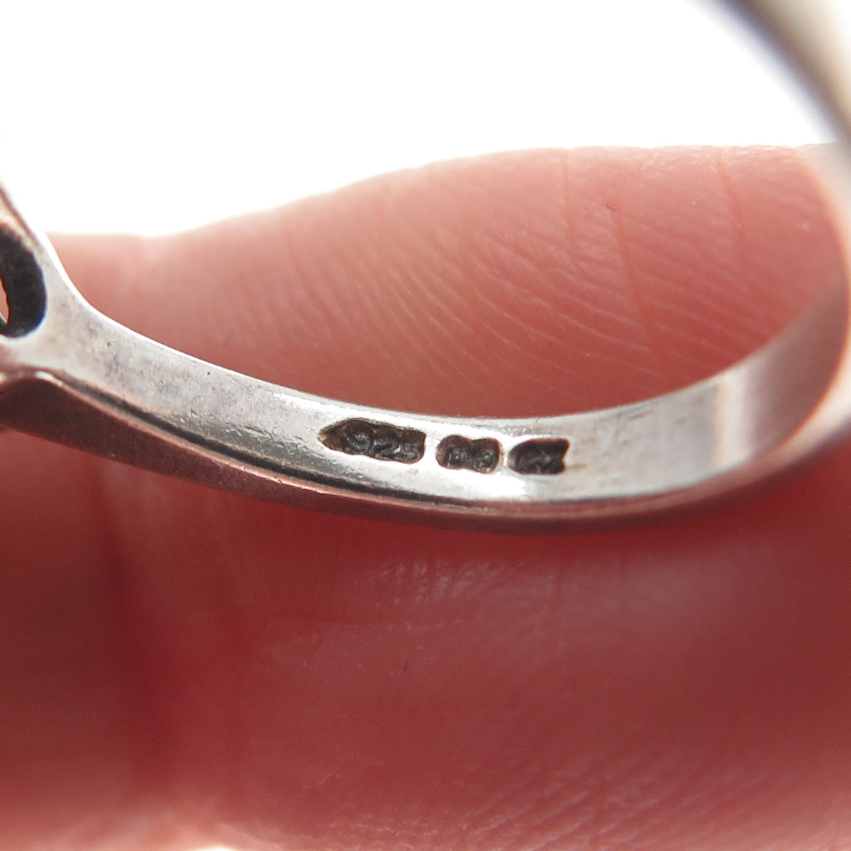 925 Sterling Silver Lab-Created Oval-Cut Sapphire & Heart-Cut C Z Ring Size 6