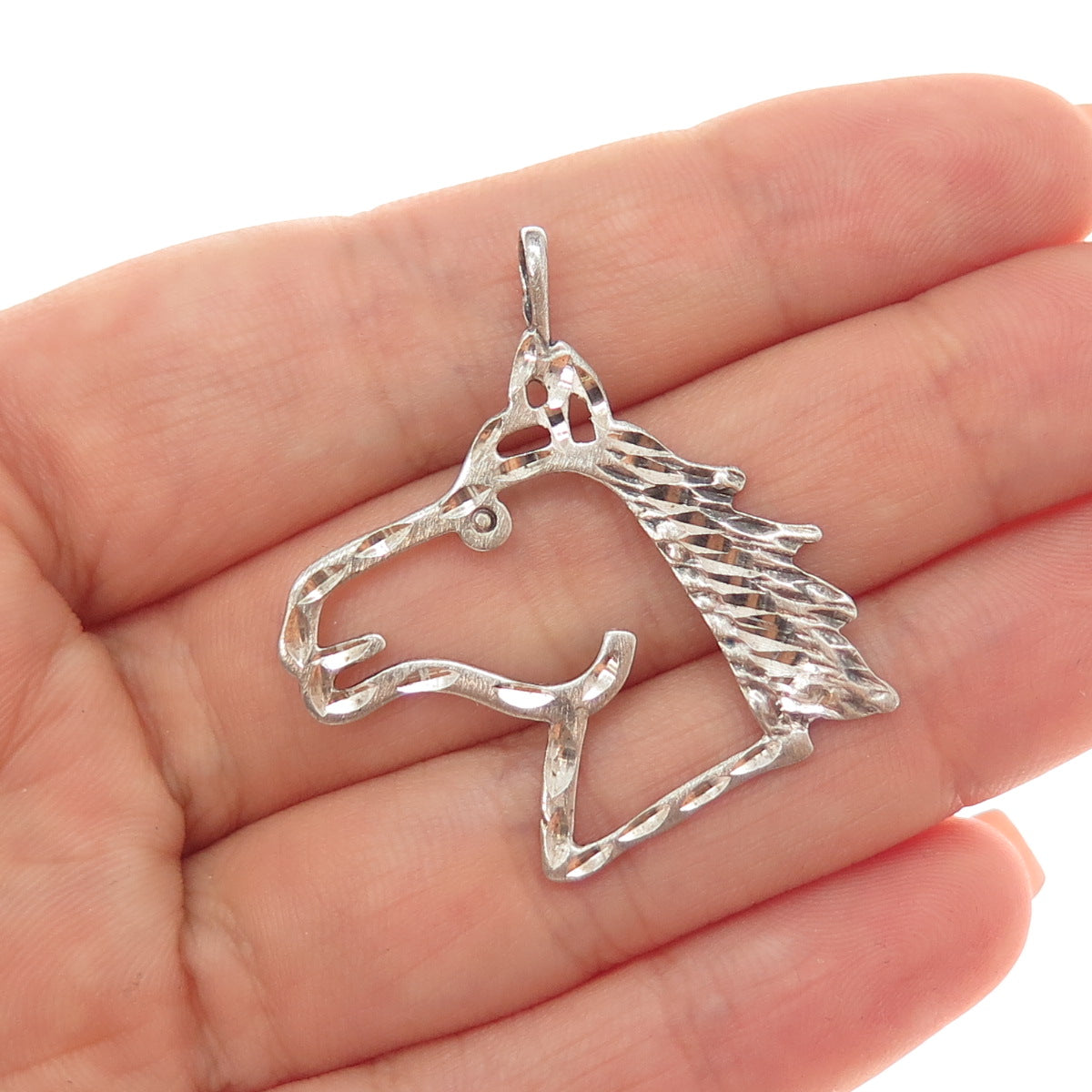 925 Sterling Silver Vintage Diamond-Cut Horse Oxidized Charm Pendant