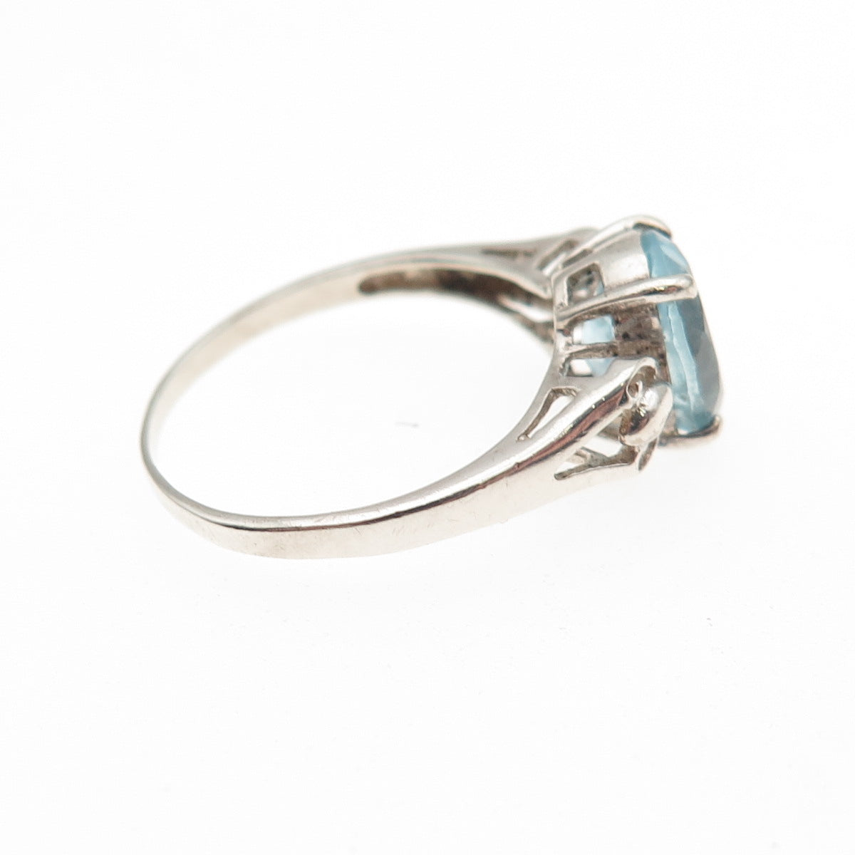 925 Sterling Silver Vintage Real Oval-Cut Blue Topaz Ring Size 6.5