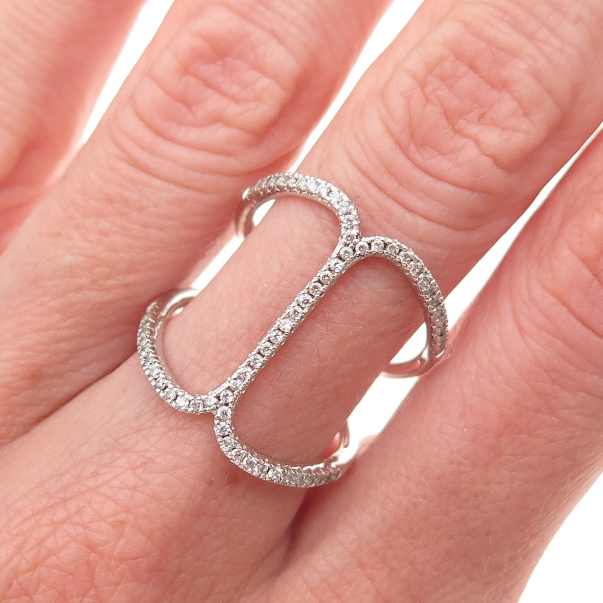 925 Sterling Silver Round-Cut C Z Hug Ring Size 7
