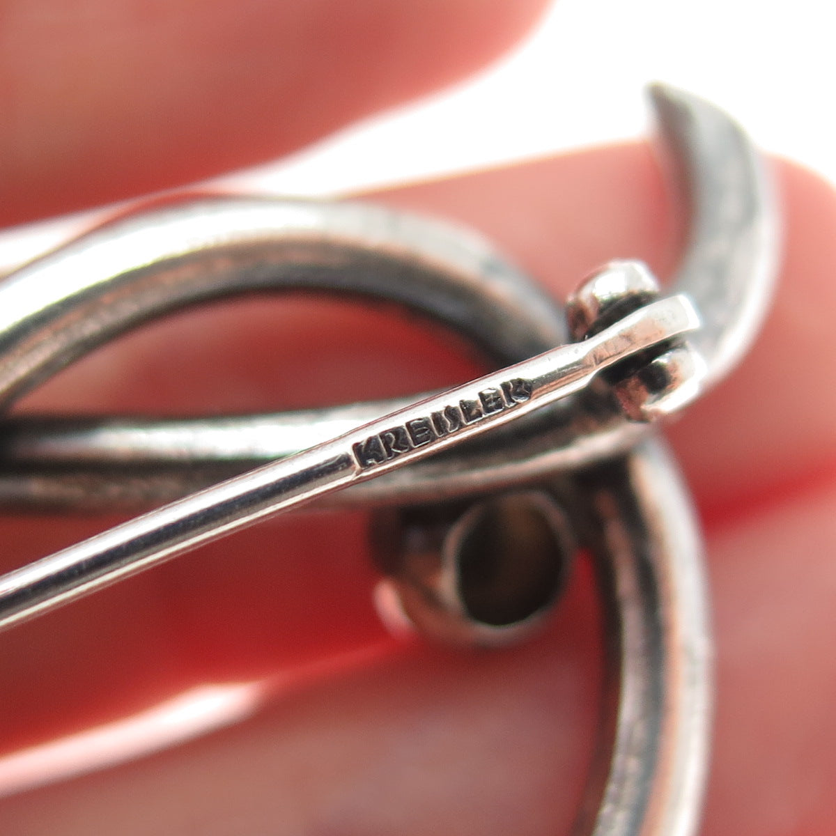 KREISLER 925 Sterling Silver Vintage Mariner Love Heart Knot Oxidized Pin Brooch