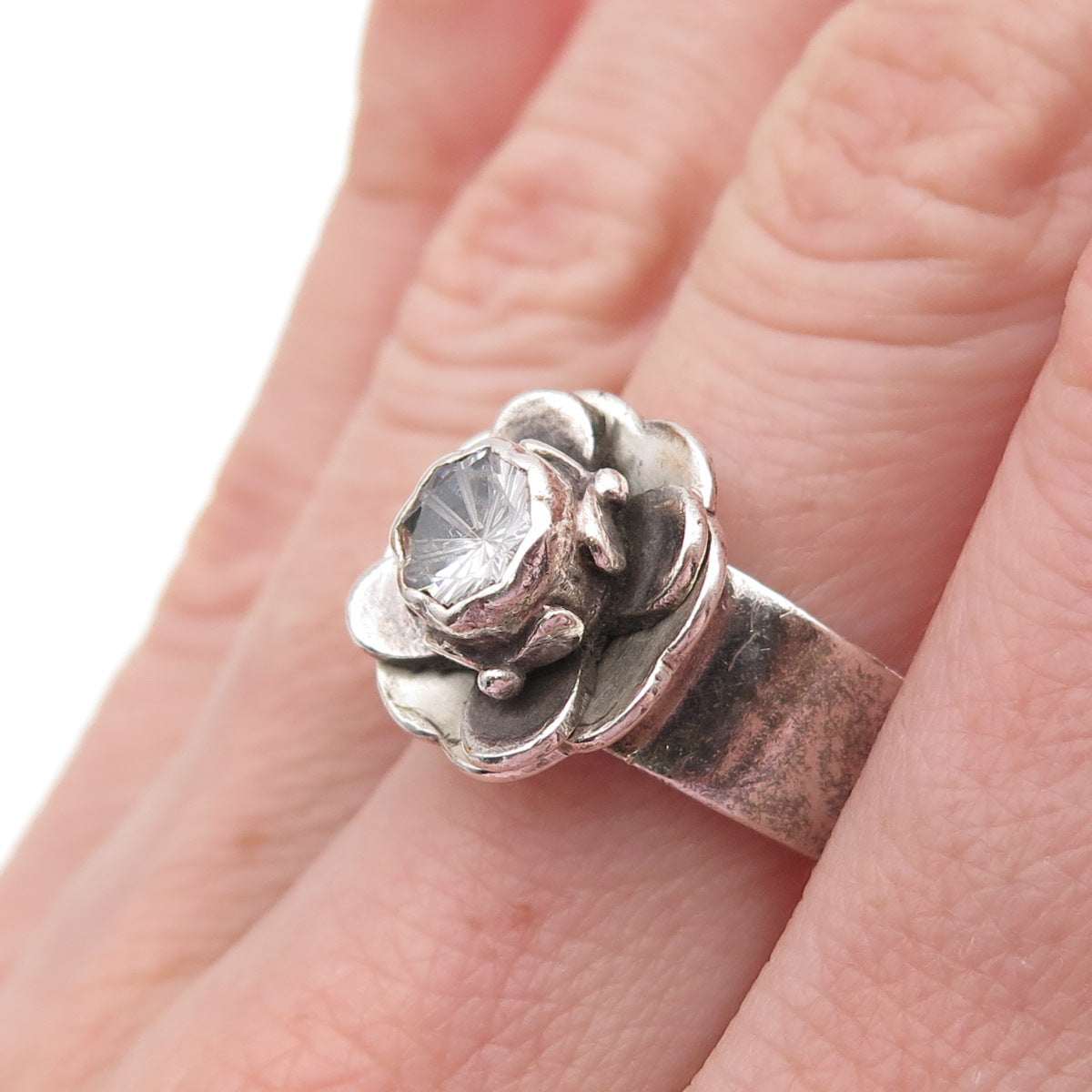KumKum 925 Sterling Silver Vintage C Z Flower Oxidized Ring Size 7.5